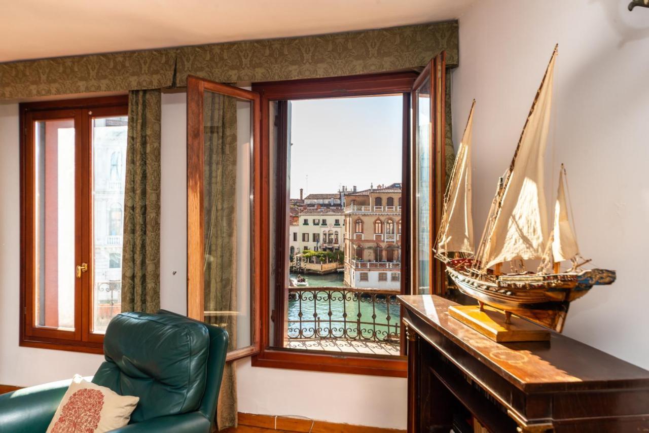 Ca Del Duca Canal Grande Venedig Eksteriør billede